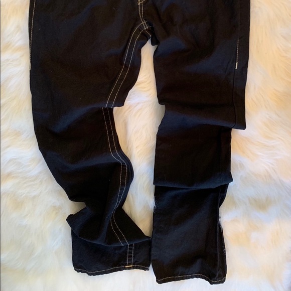 True Religion - Picture 2 of 5